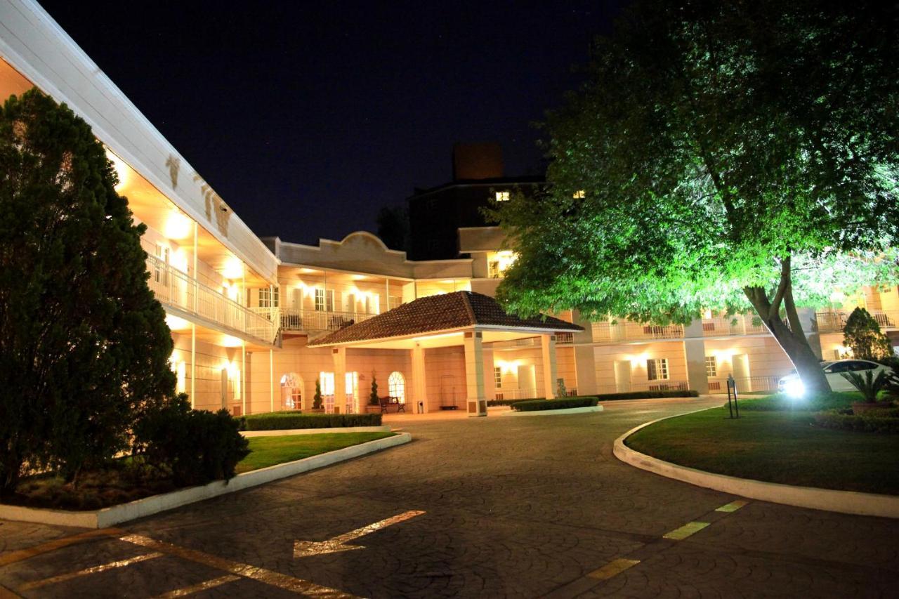 Hotel Real Del Bosque Golf And Spa Tula de Allende Esterno foto