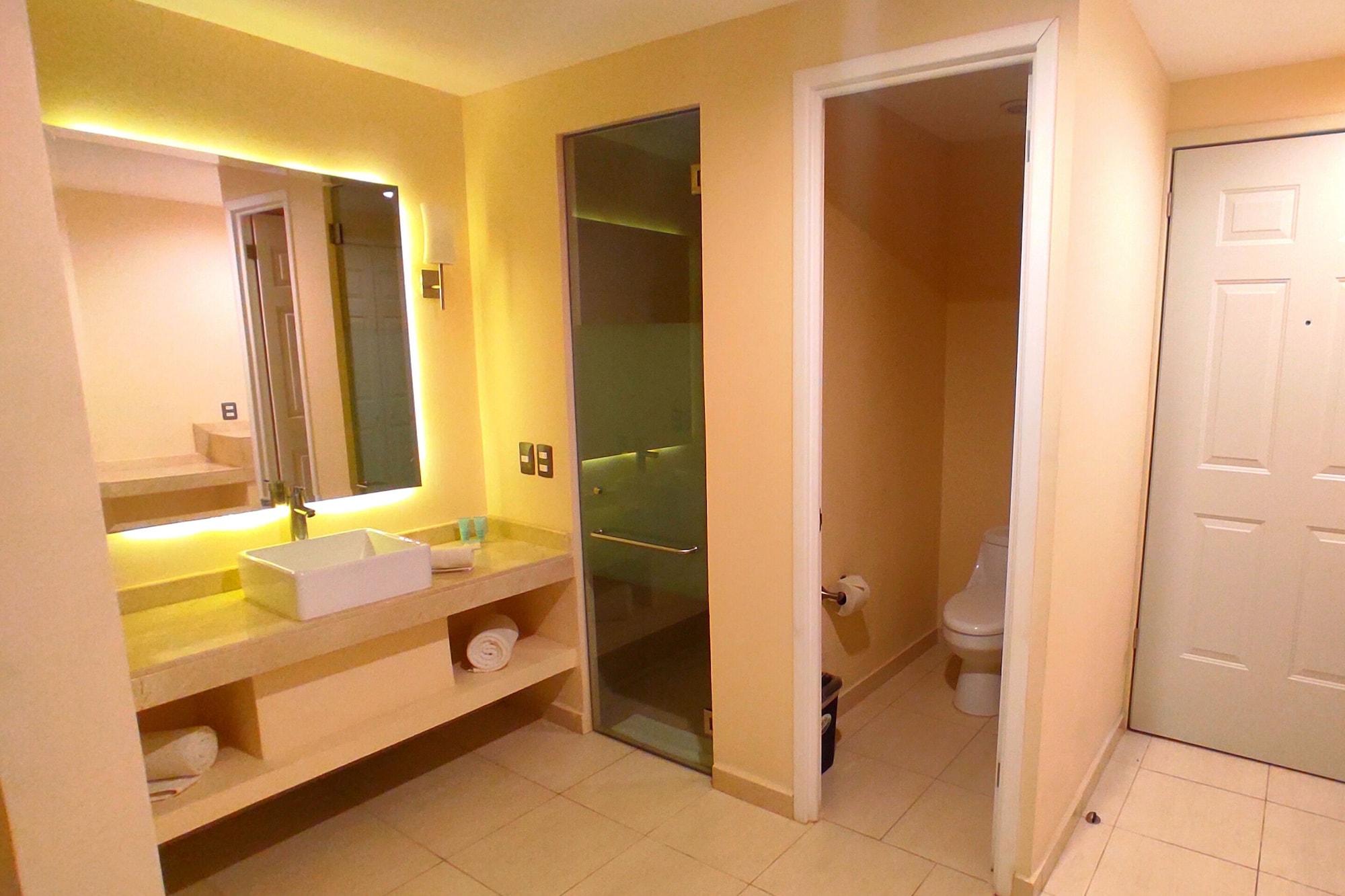 Hotel Real Del Bosque Golf And Spa Tula de Allende Esterno foto