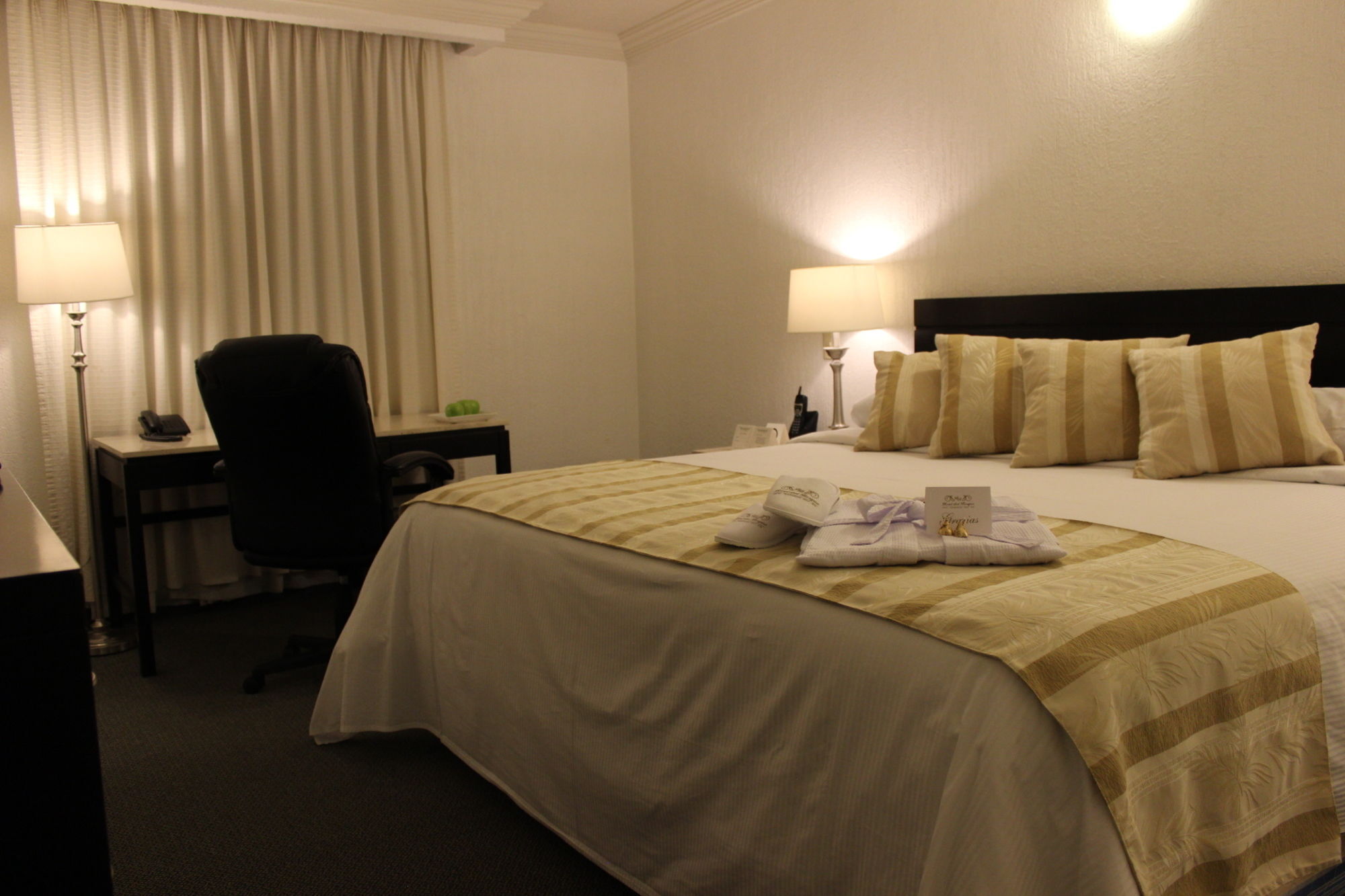 Hotel Real Del Bosque Golf And Spa Tula de Allende Esterno foto