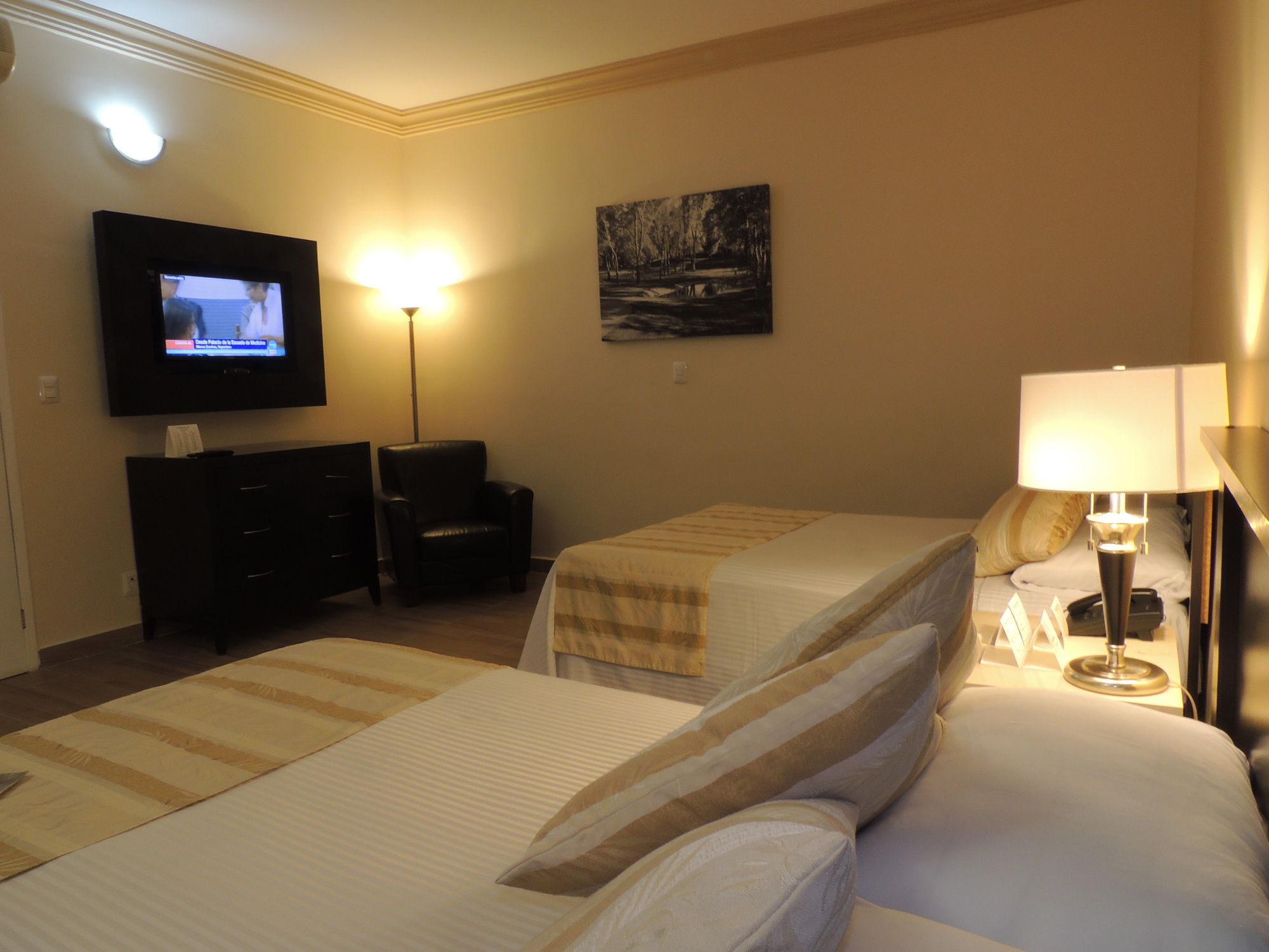Hotel Real Del Bosque Golf And Spa Tula de Allende Esterno foto